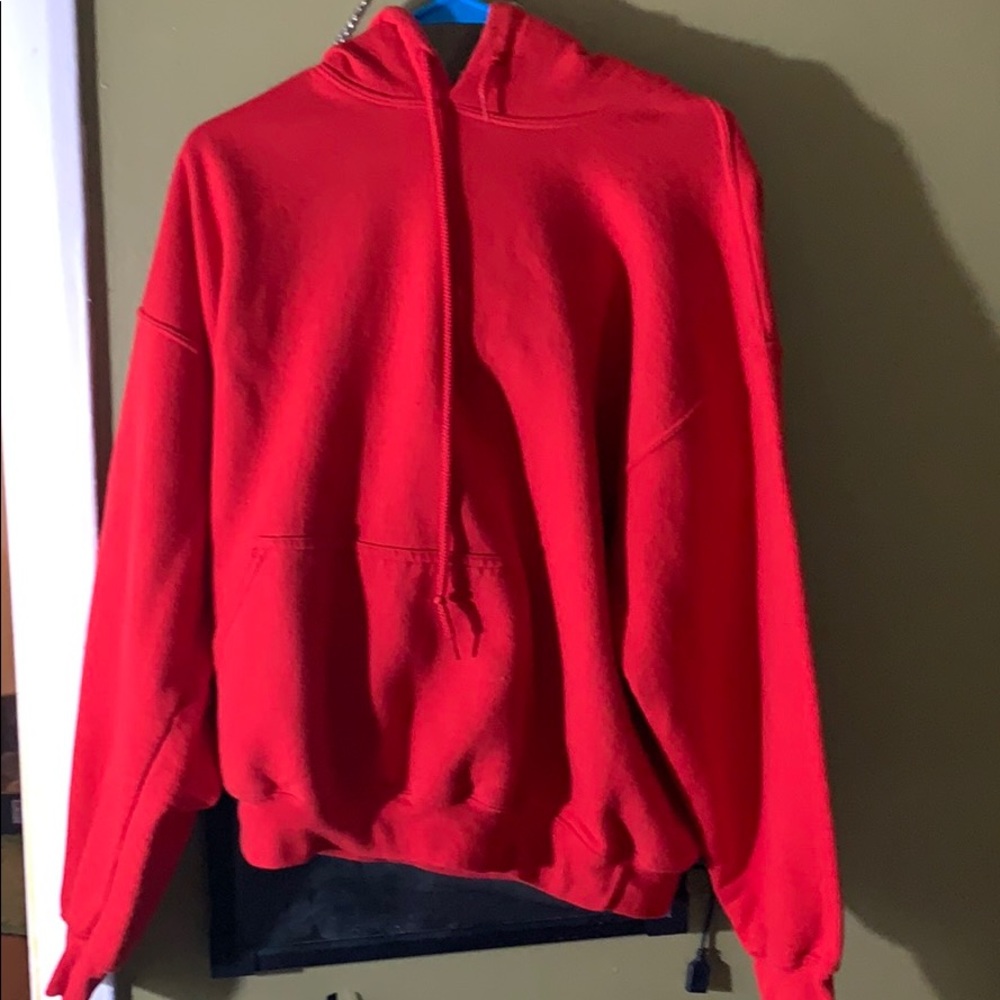 No tag hooded red sweatshirt (heavy) medium